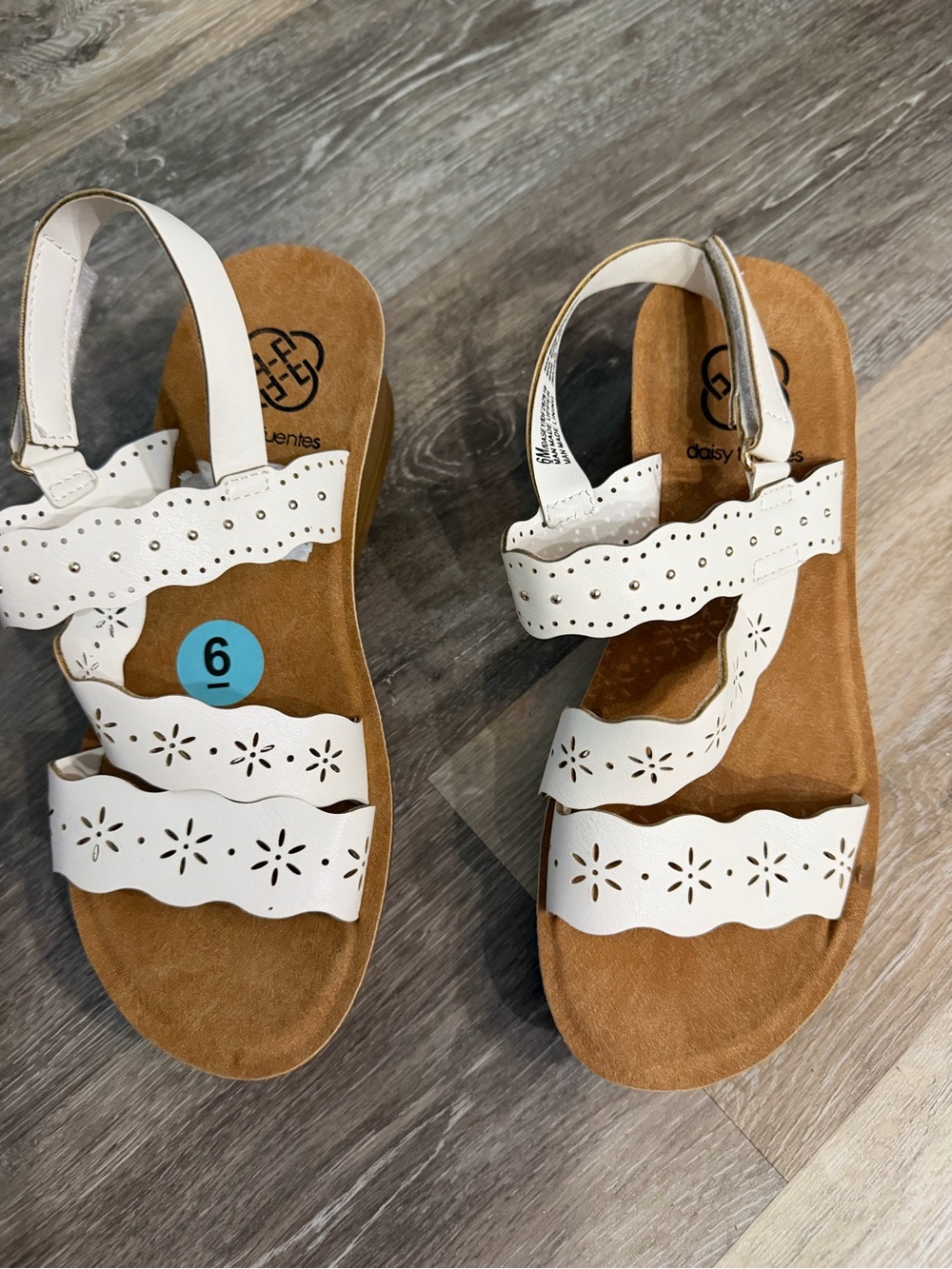 Daisy Fuentes White Laser-Cut Scallop Strap Sandals